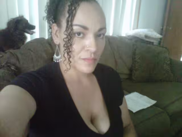Vivian - Escort/Massage in Milwaukee, WI
